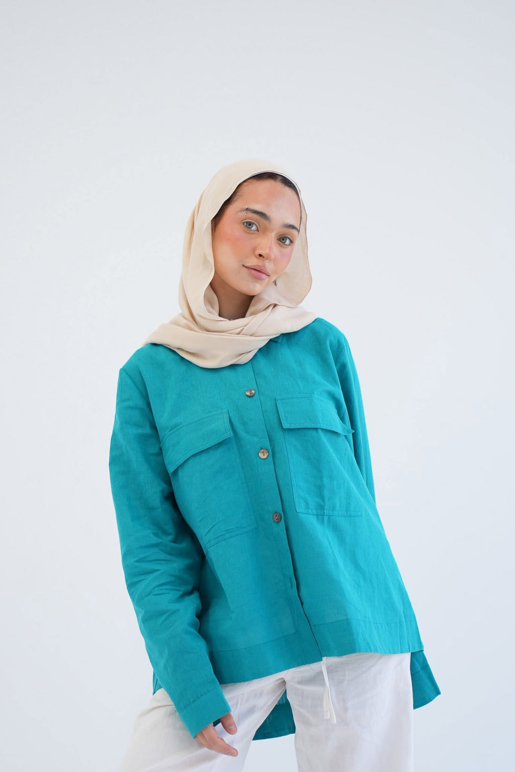 Everyday linen shirt in aqua