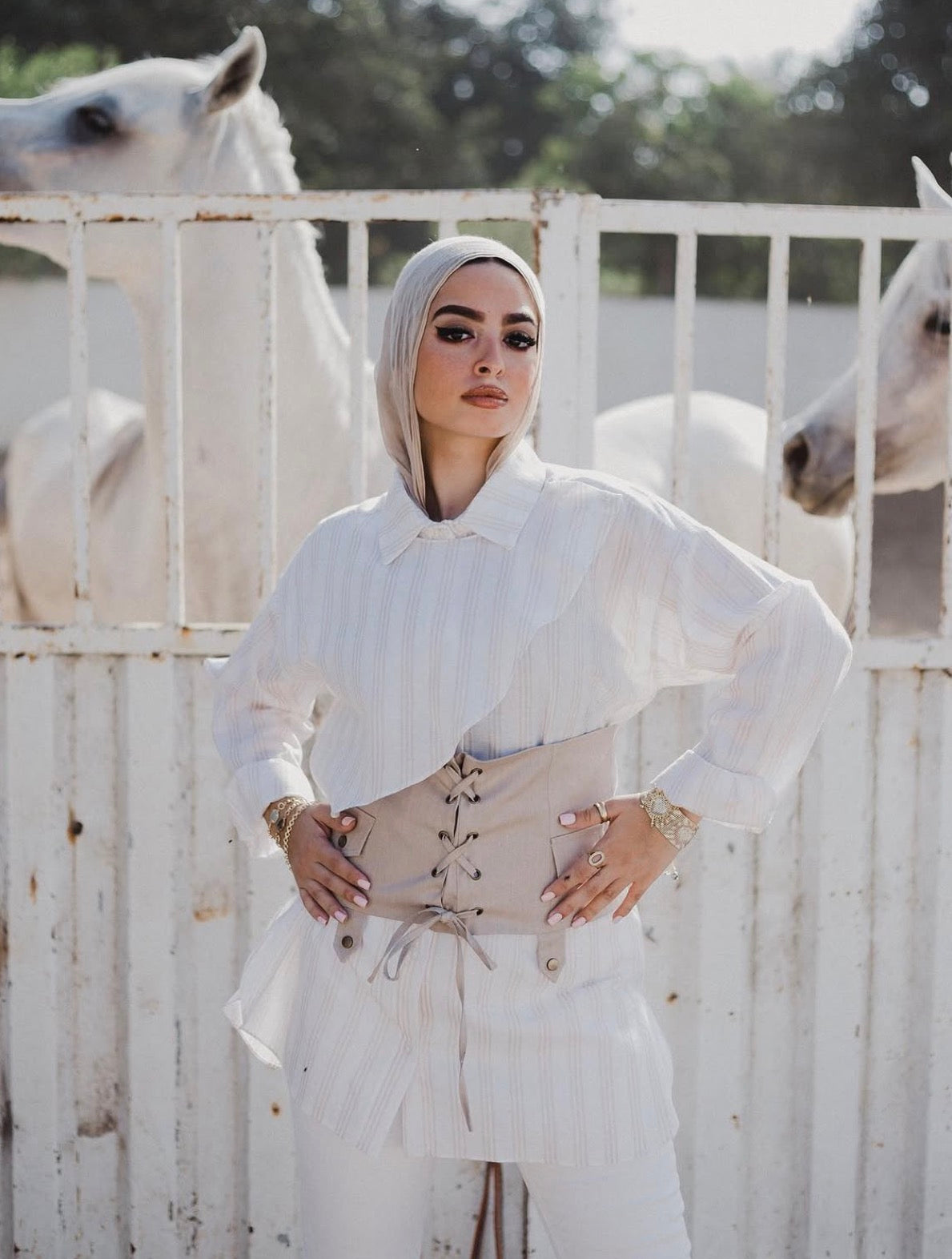Belt corset in beige