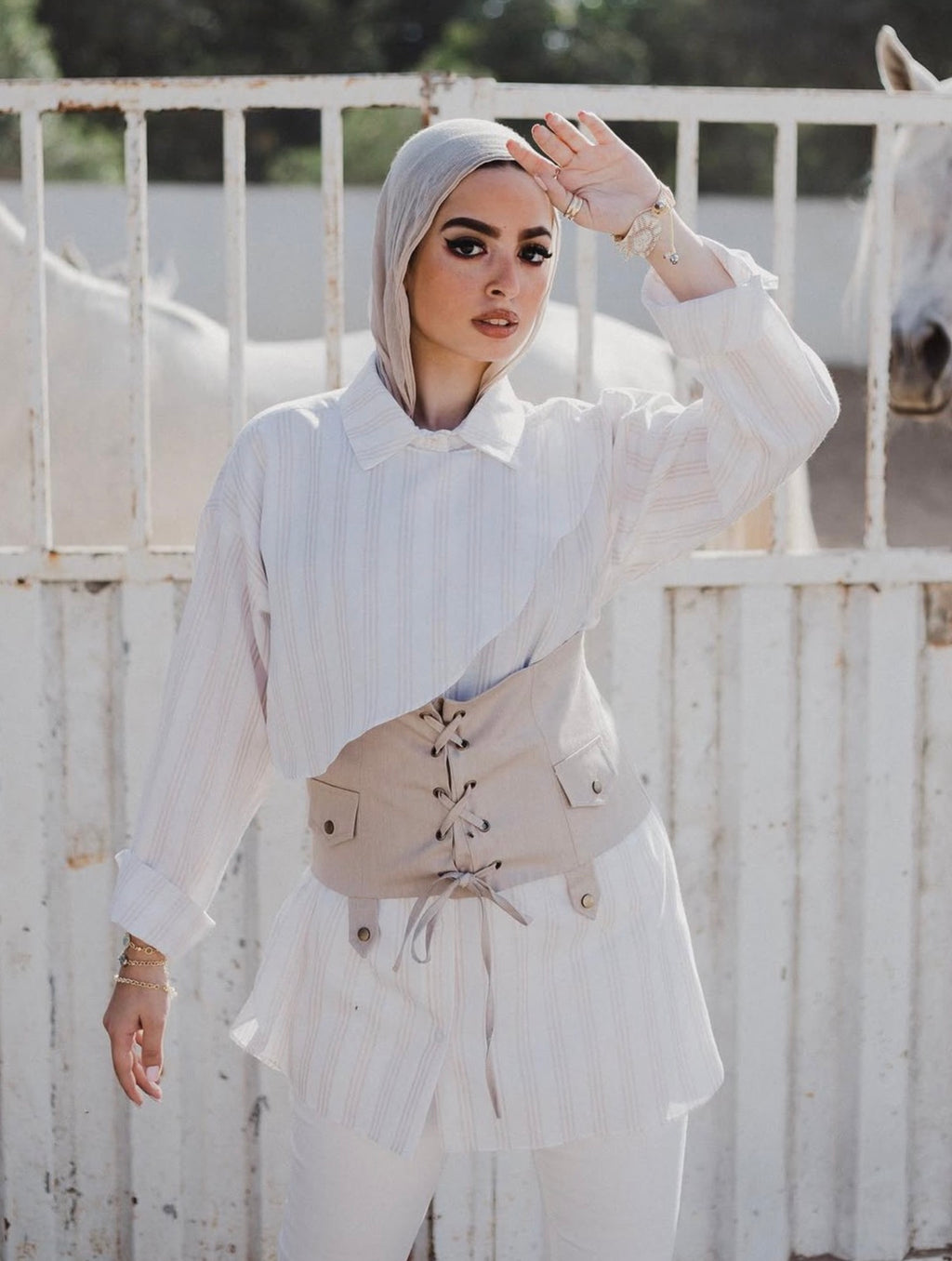 Belt corset in beige