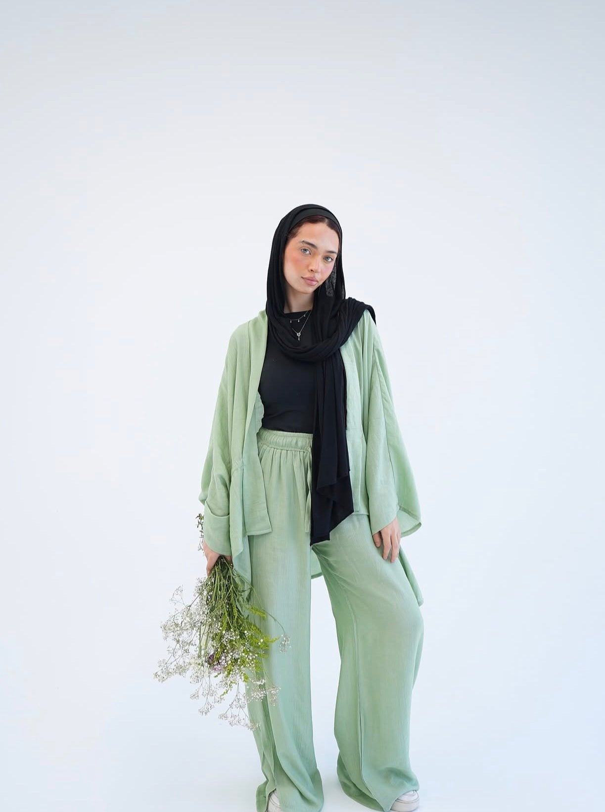 Pastel set in pistachio