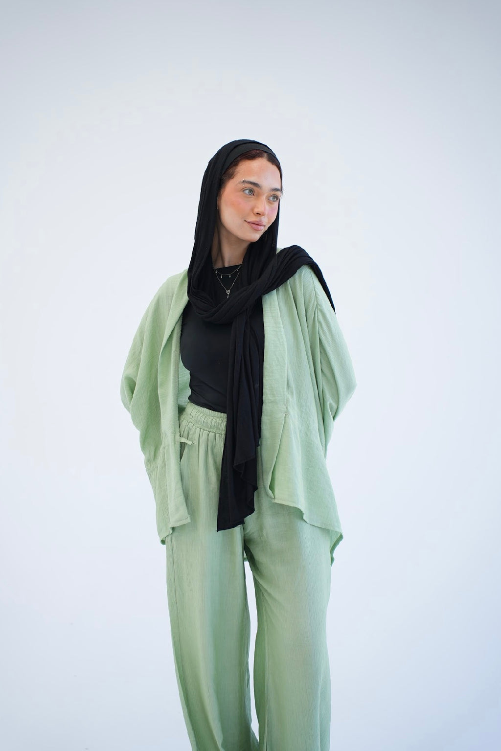 Pastel set in pistachio