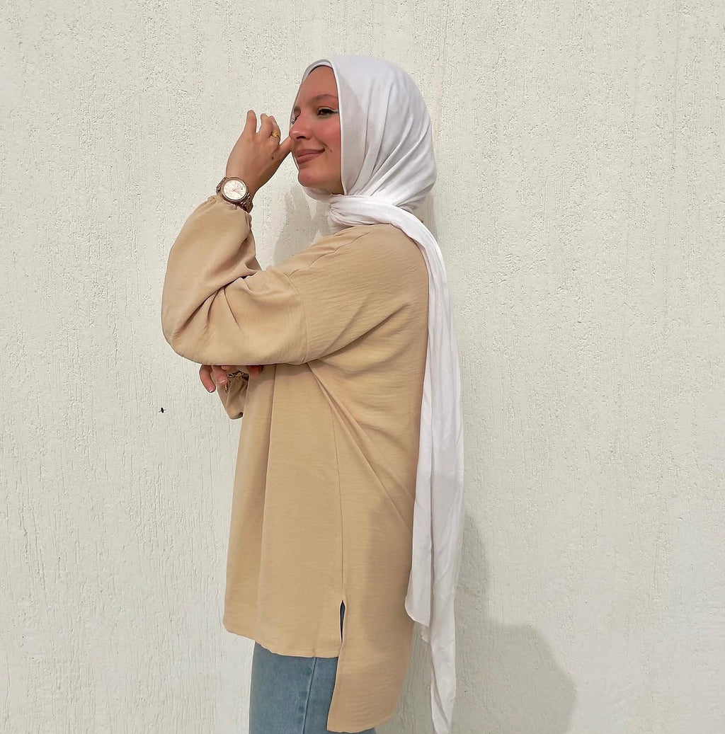 Everyday basic top in beige